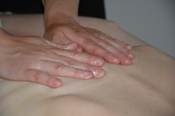 Massage du dos et de la nuque